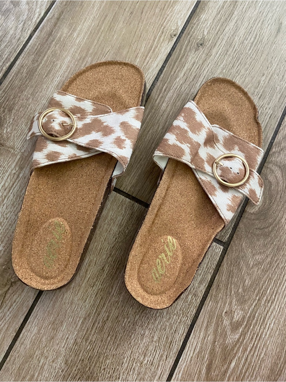 aerie Tan and White Leopard Slide Sandals with Gold Ring